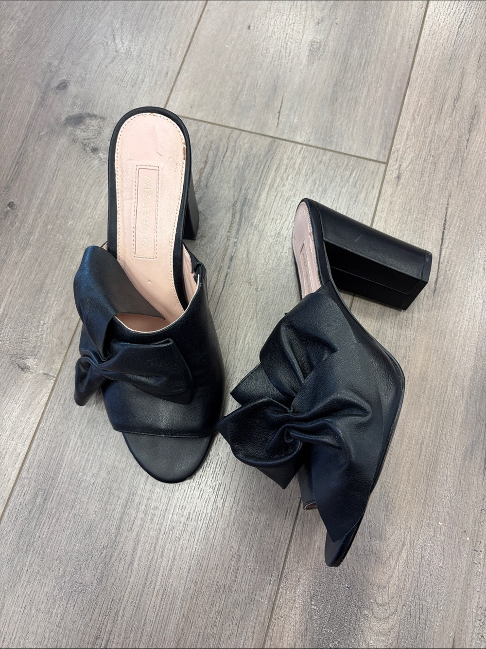 Avec Les Filles Black Bow Block Heel Mule